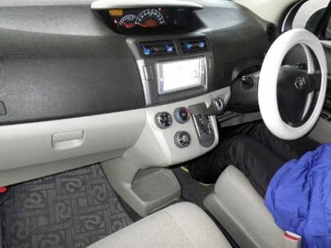 TOYOTA PASSO SETTE X 2009