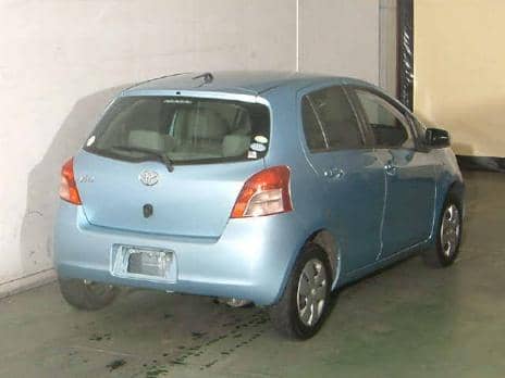 TOYOTA VITZ F CREAM COLLECTION 2005