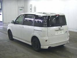 TOYOTA SIENTA X 2004