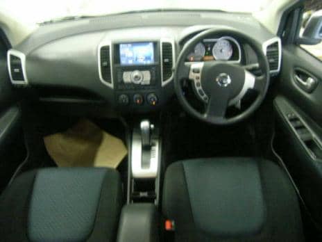NISSAN WINGROAD 15M 4WD 2008