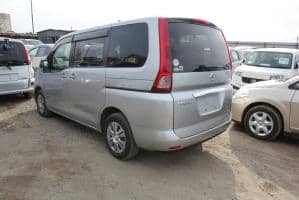 NISSAN SERENA 20S 2008