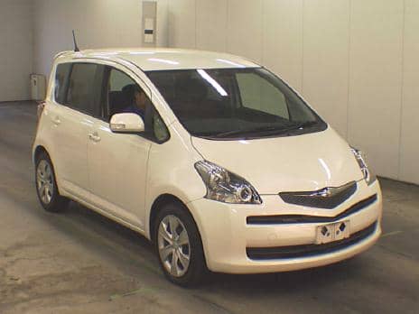 TOYOTA RACTIS G L PACKHID SELECTION 2010