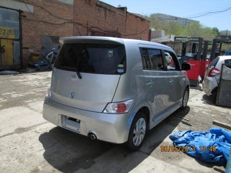 TOYOTA BB 2009