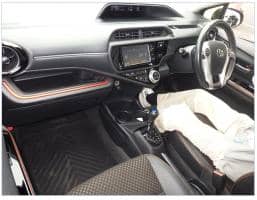 TOYOTA AQUA X- URBAN 2014