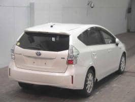 TOYOTA PRIUS ALPHA S 2011
