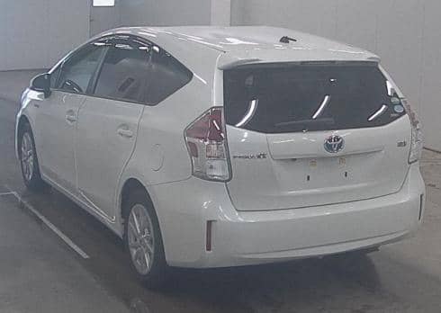 TOYOTA PRIUS ALPHA G 2016
