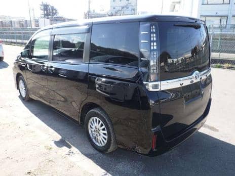 TOYOTA VOXY HYBRID V 2015