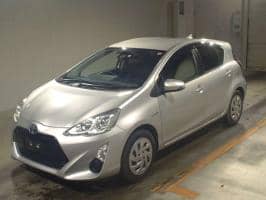 TOYOTA AQUA S 2016