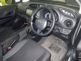 TOYOTA VITZ HYBRID F 2017