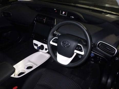 TOYOTA PRIUS A 4WD 2016