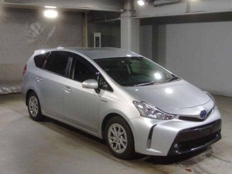 TOYOTA PRIUS ALPHA S 2017