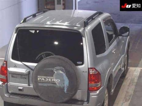 MITSUBISHI PAJERO