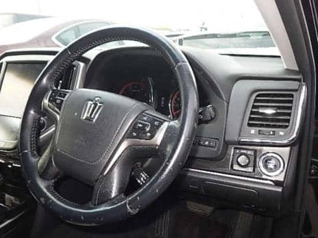 TOYOTA CROWN ATHLETE S 2014