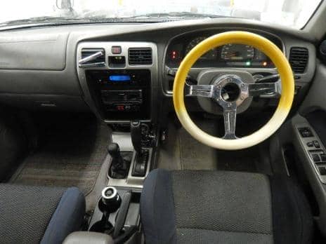 TOYOTA HILUX SURF SSR-V BLACK NAVIGATOR 2001