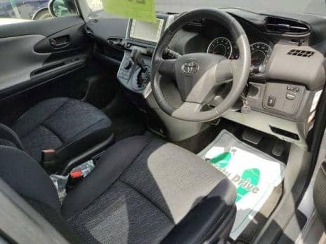 TOYOTA WISH 4WD 1.8X HID SELECTION