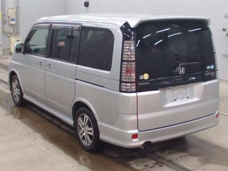 HONDA STEPWGN SPADA 24T 2004
