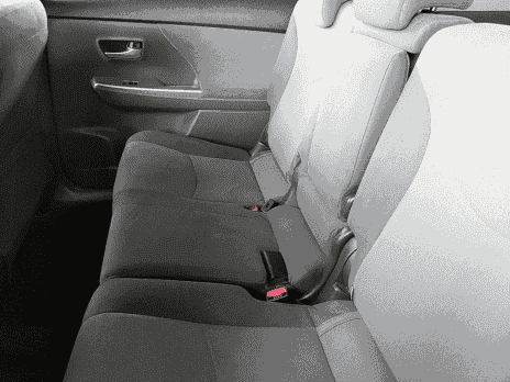 TOYOTA PRIUS ALPHA S 2014