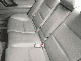 SUBARU LEGACY B4 3.0R 2004