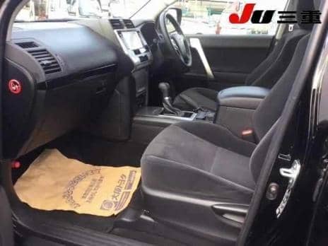 TOYOTA LAND CRUISER PRADO TX 2017