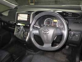 TOYOTA WISH 1.8X HID SELECTION 2010