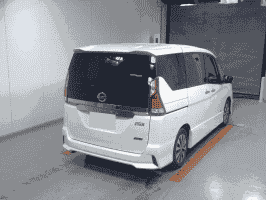 NISSAN SERENA HIGHWAY STAR 2017