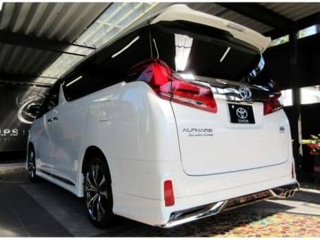 TOYOTA ALPHARD HYBRID EXECUTIVE LOUNGE S 2020
