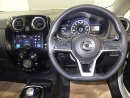 NISSAN NOTE E- POWER X 2017