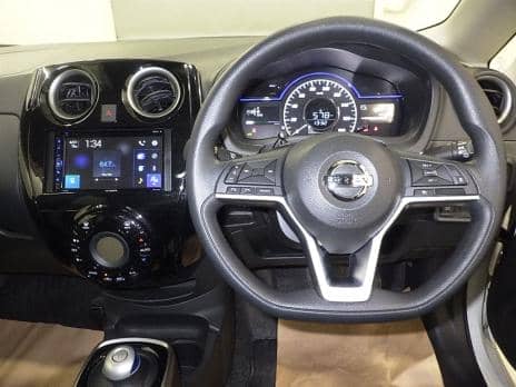 NISSAN NOTE E- POWER X 2017