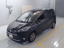 TOYOTA SIENTA HYBRID G 2017