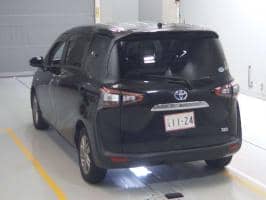 TOYOTA SIENTA HYBRID G 2017