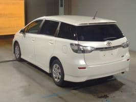 TOYOTA WISH 2019