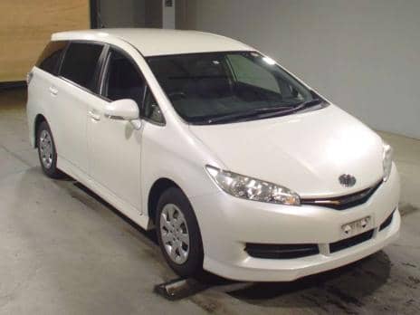 TOYOTA WISH 2019
