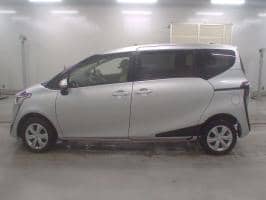 TOYOTA SIENTA X 4WD 2019