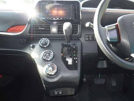 TOYOTA SIENTA X 4WD 2019