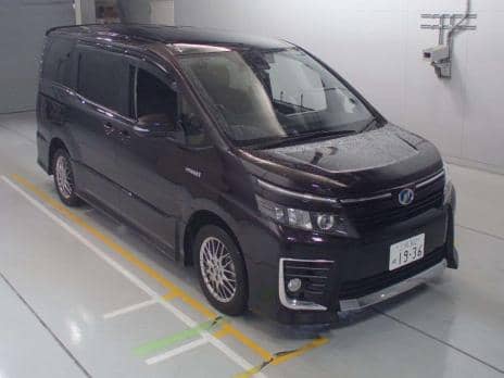 TOYOTA VOXY HYBRID ZS 2016