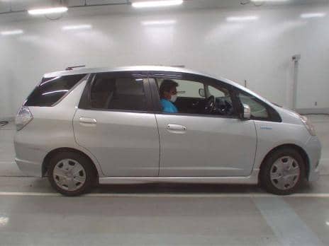 HONDA FIT SHUTTLE HYBRID SMART SELECTION FINE LINE