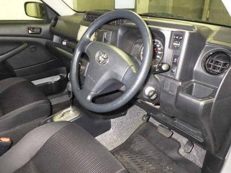 TOYOTA SUCCEED WAGON TX 2017