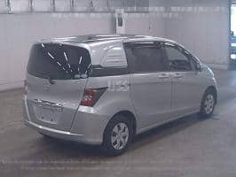 HONDA FREED SPIKE G JUST SELECTION 2013