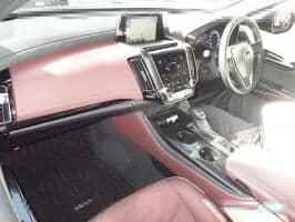 TOYOTA CROWN HYBRID RS ADVANCE 2018