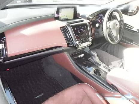 TOYOTA CROWN HYBRID RS ADVANCE 2018