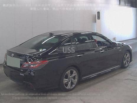 TOYOTA CROWN HYBRID RS ADVANCE 2018