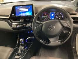 TOYOTA C-HR G-T 4WD 2019