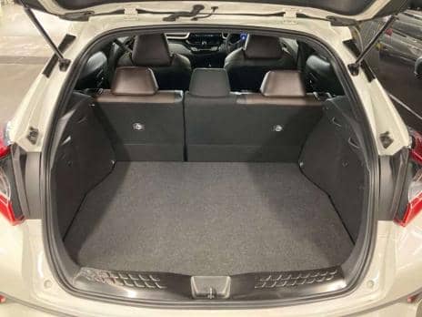 TOYOTA C-HR G-T 4WD 2019