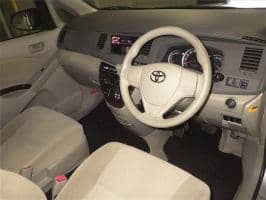 TOYOTA ISIS 4WD L 2016