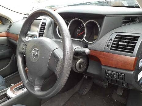 NISSAN BLUEBIRD SYLPHY 15M FOUR 4WD 2010