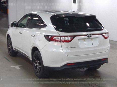 TOYOTA HARRIER PREMIUM STYLE NOIRE 2019