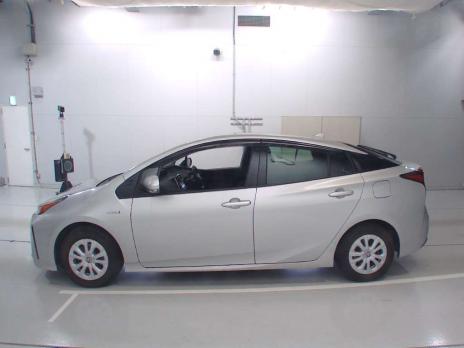 TOYOTA PRIUS S NAVIGATION RETI SET 2019