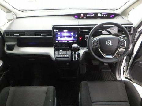 HONDA STEPWGN SPADA 4WD HONDA SENSING8 PERSON 2018