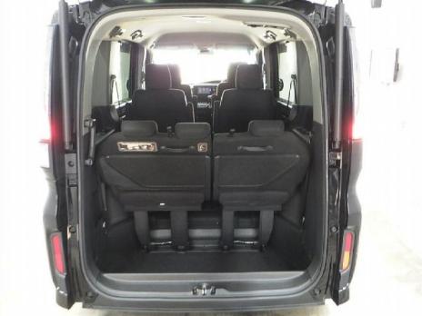 HONDA STEPWGN SPADA HONDA SENSING7 PERSON 2017