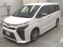TOYOTA VOXY HYBRID ZS KIRAMEKI 2018